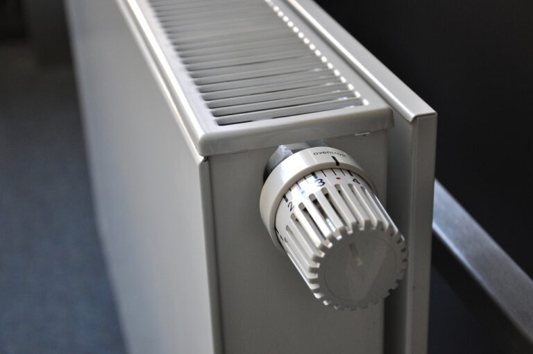 radiator-250558_1280